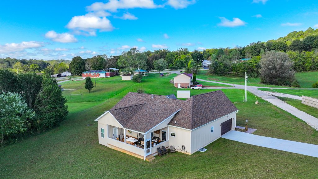 Custom home built by Triple J Builders near Horse Cave, KY.